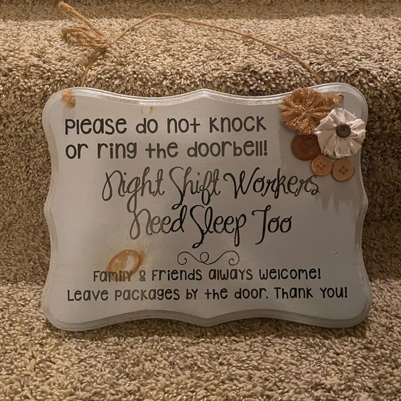 Hand made door sign for 3rd shift workers - Picture 1 of 3